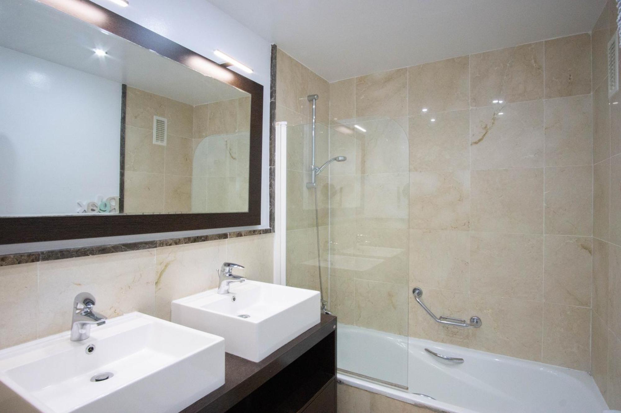 Beautiful Apartment With Stunning Sea Views And A Large Terrace! Torrox Ngoại thất bức ảnh